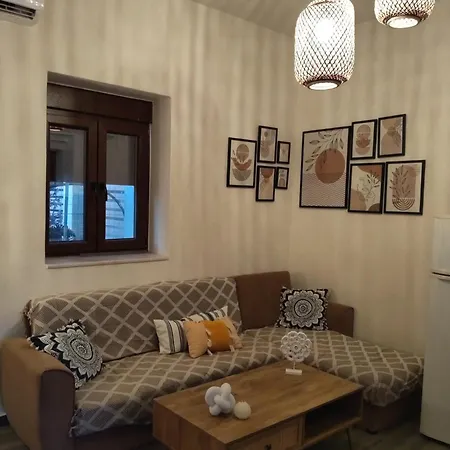 Pasiphae Luxury House